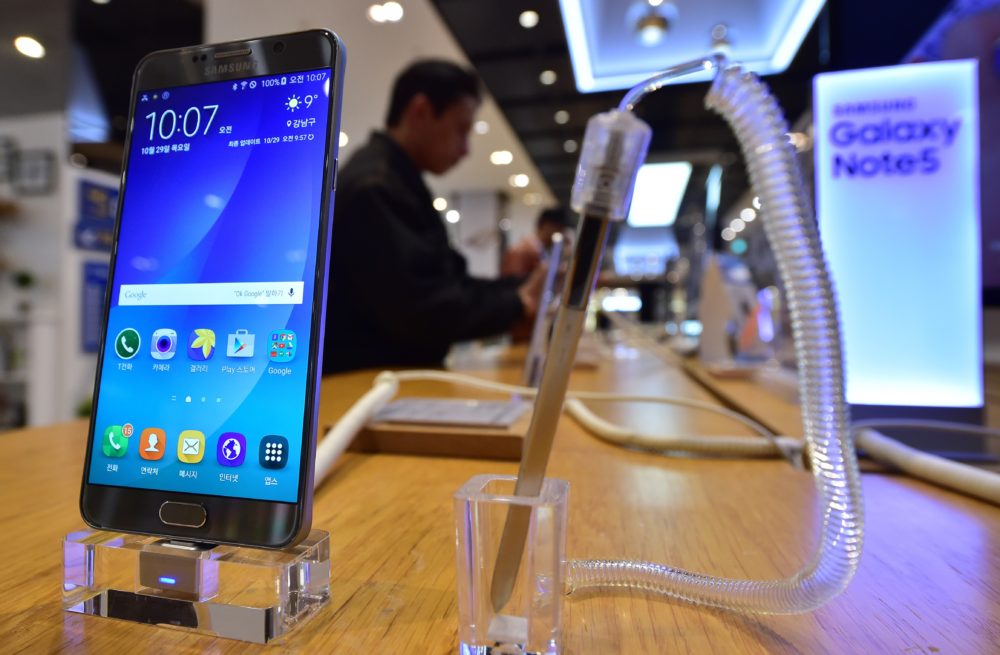 Samsung : Contacts les créateurs de Siri et rachète leur assistant Viv