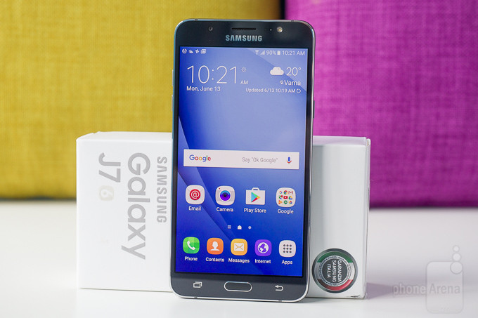 Android Nougat 7.0 arrive pour le Galaxy J7 2016 en Algérie.