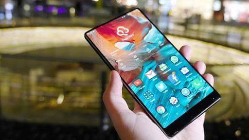 Xiaomi Mi Max 3 : Rumeur sur la présence d’un écran massif de 7 pouces et batterie 5500mAh