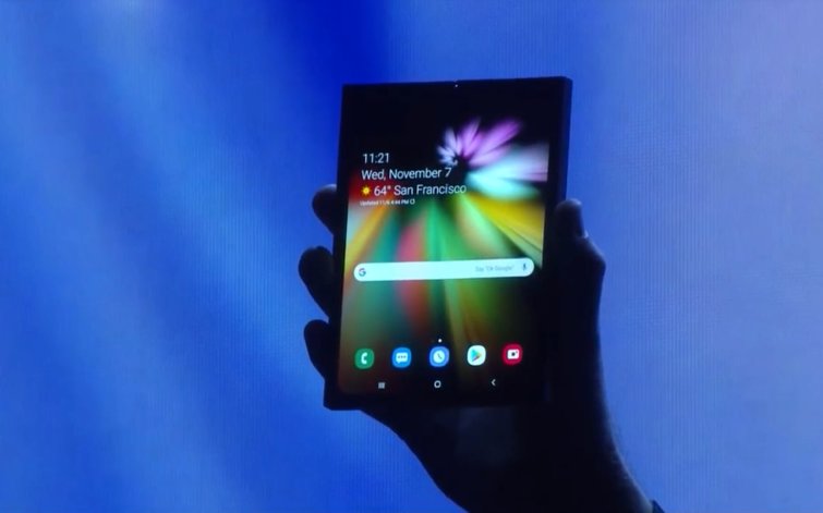 Le téléphone pliable de Samsung brièvement montré dans une vidéo promotionnelle