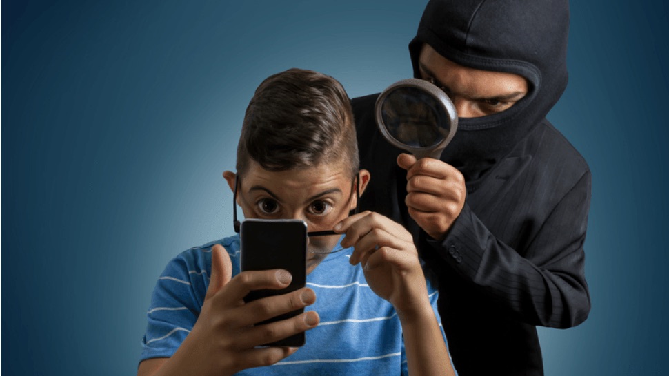 Comment espionner un telephone grâce aux logiciels mSpy, mobile Spy et SpyBubble?