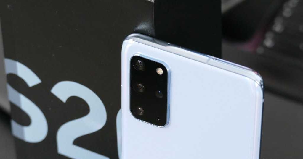 Samsung est poursuivi en justice pour le problème du verre de l’appareil photo de Galaxy S20